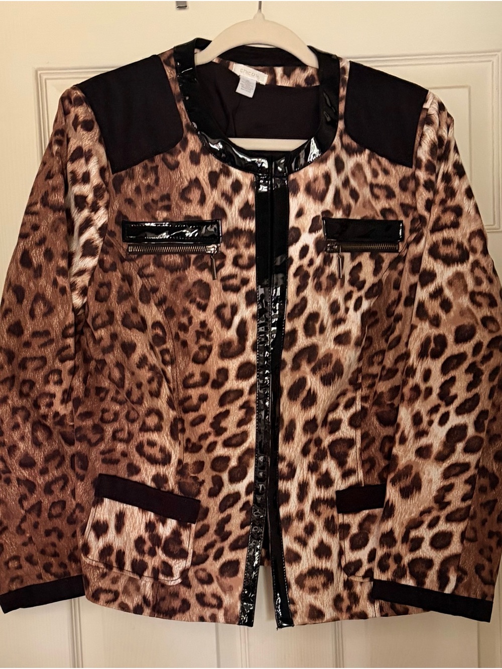 Chico’s Leopard Print Jacket Patent Trim Size 2 Large 12/14